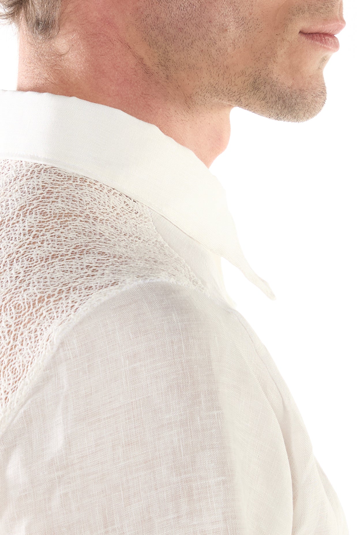 Camicia in Lino Burro con Retro in Pizzo a Rete Geometrica