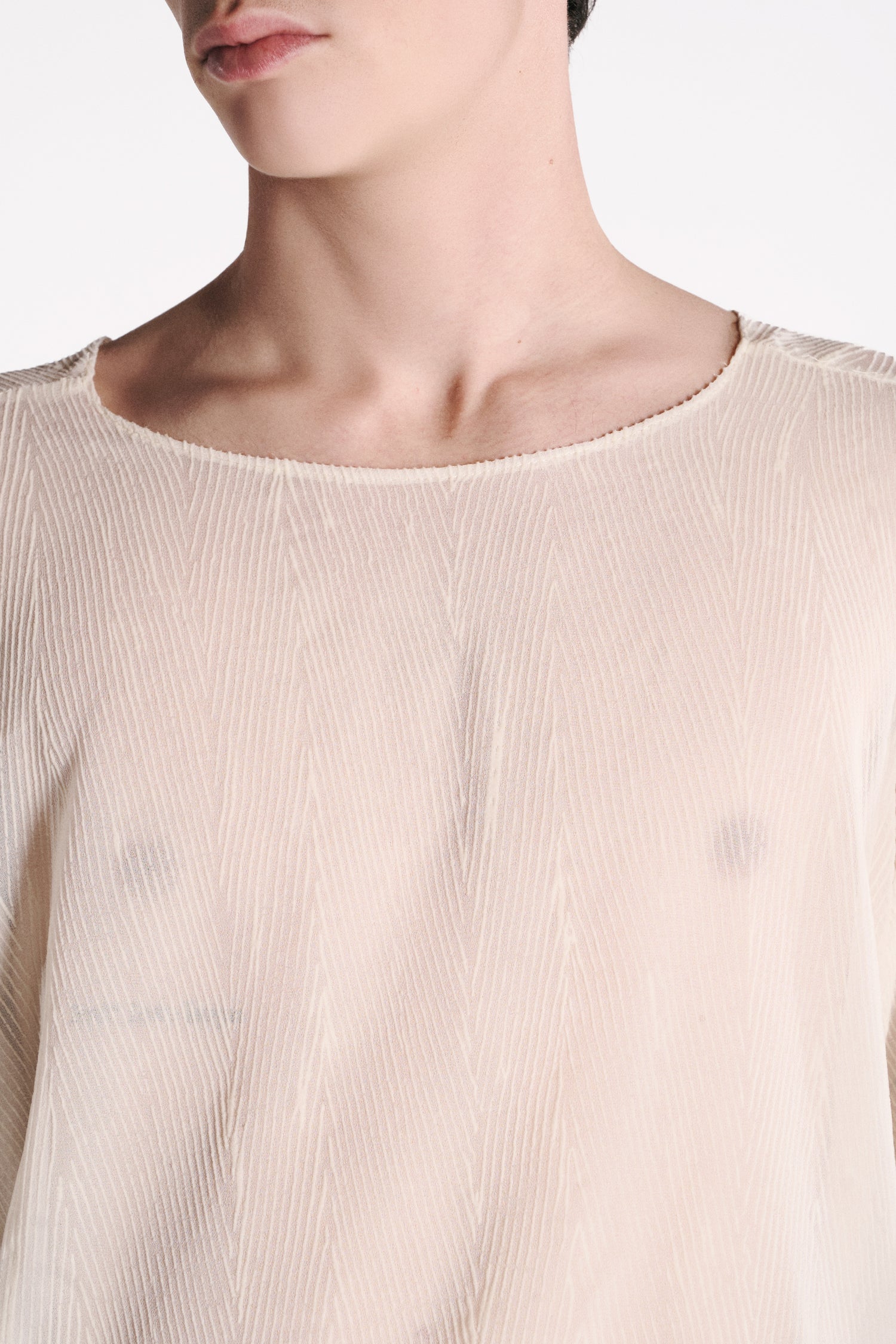 MAGLIA A MANICHE LUNGHE DEVORÉ DI SETA